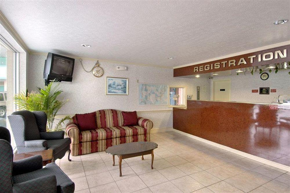 Americas Best Value Inn Suites South Boston Interiér fotografie
