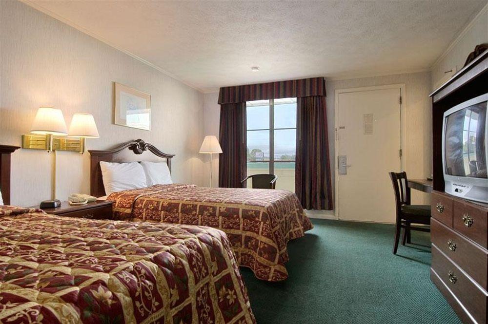 Americas Best Value Inn Suites South Boston Pokoj fotografie