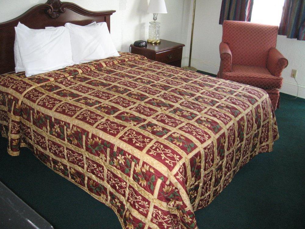 Americas Best Value Inn Suites South Boston Pokoj fotografie